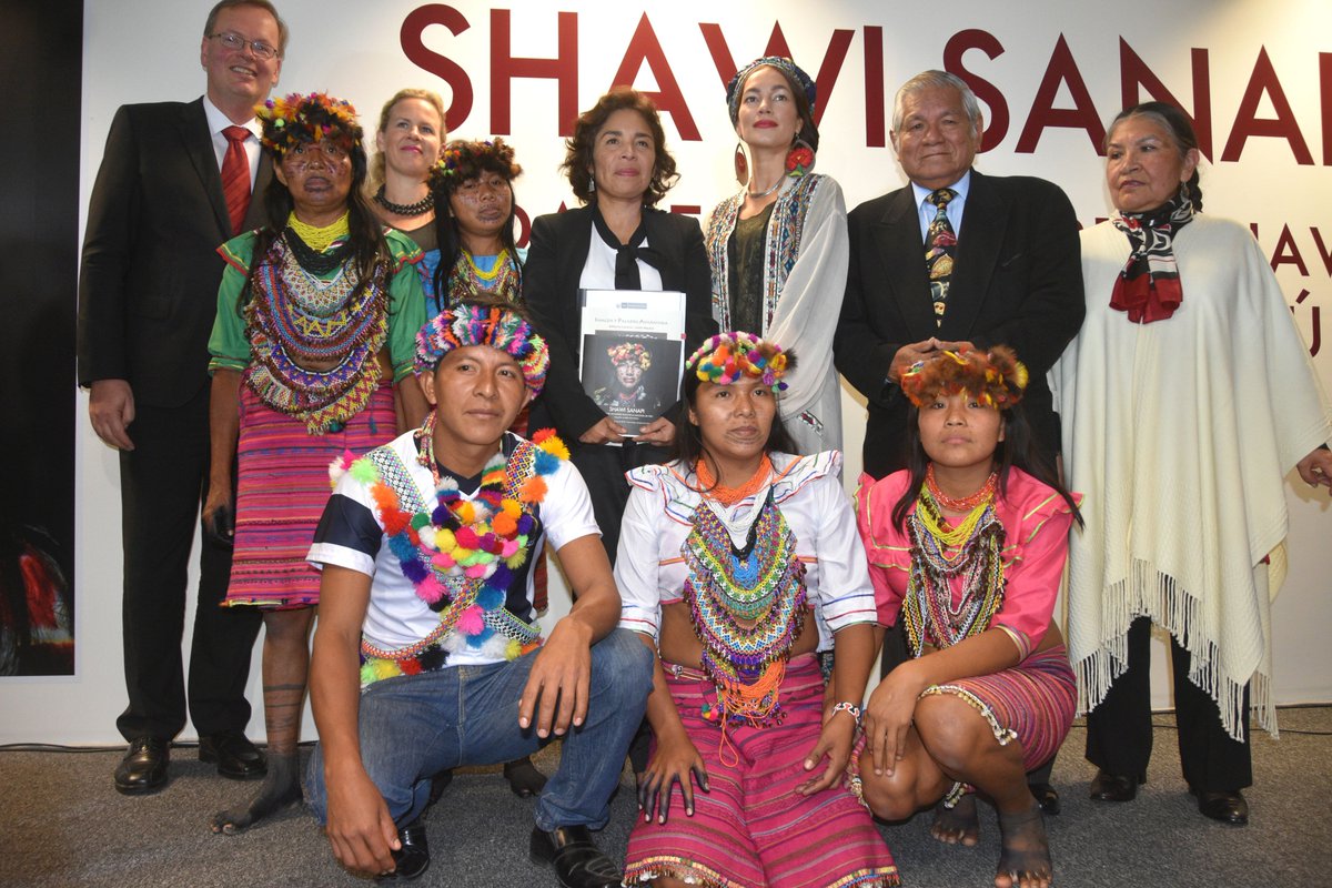 chirapaqoficial's tweet photo. Muchas gracias por acompañarnos en la muestra fotográfica #ShawiSanapi. Les invitamos a visitar la exposición hasta el 15 de julio en el 3er piso de la Torre Kuélap del @MinCulturaPe --> https://t.co/B6QBLTFwU0 #PueblosIndígenas #MujeresIndígenas #SomosIndígenas #ShawiSanapi https://t.co/r4Dj8xluWL