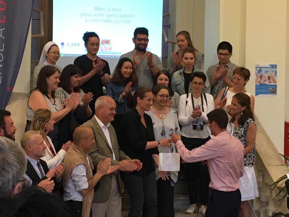 peridy's tweet photo. Très belles rencontres entre les étudiants du CIDEF et les enfants des établissements de l’enseignement catholique 49 @UnivCathoOuest https://t.co/QXf0CeLvIe