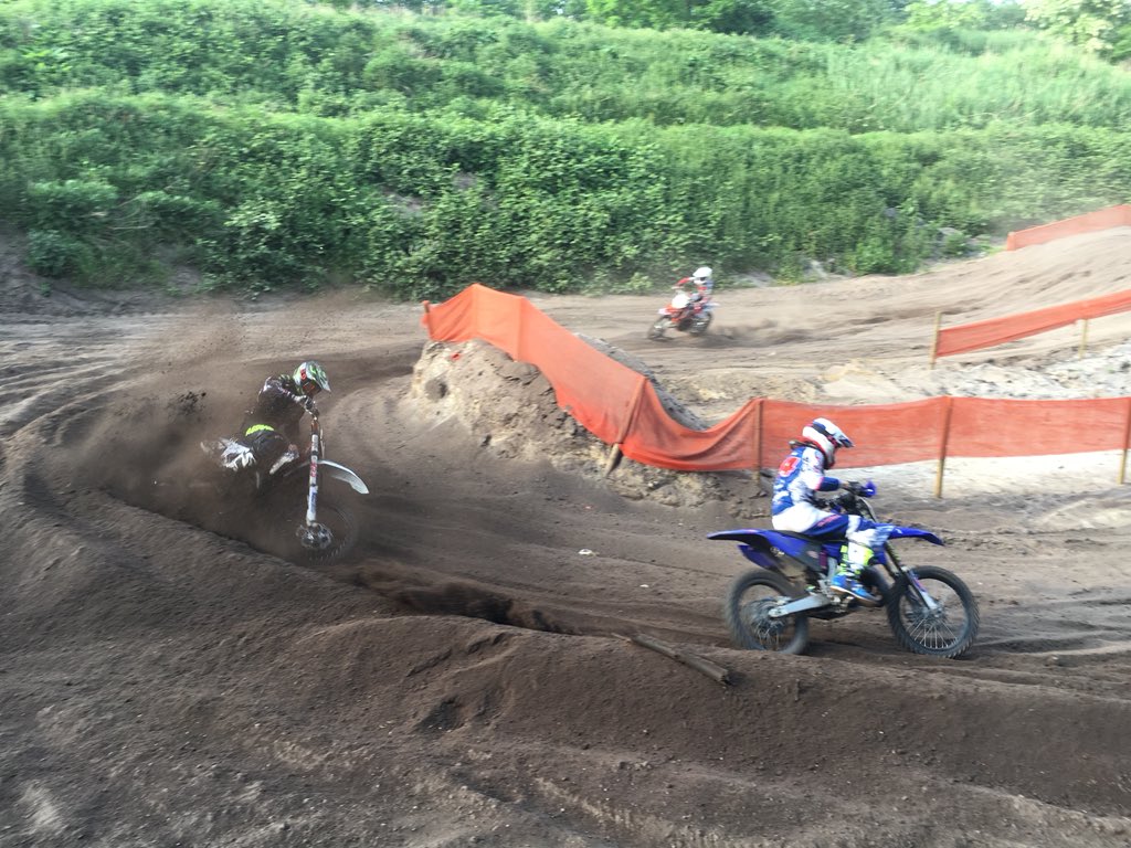 Good Racing ! voor de <a href="/KNMV/">KNMV</a> MX CTO coureurs op het circuit in Heerde !