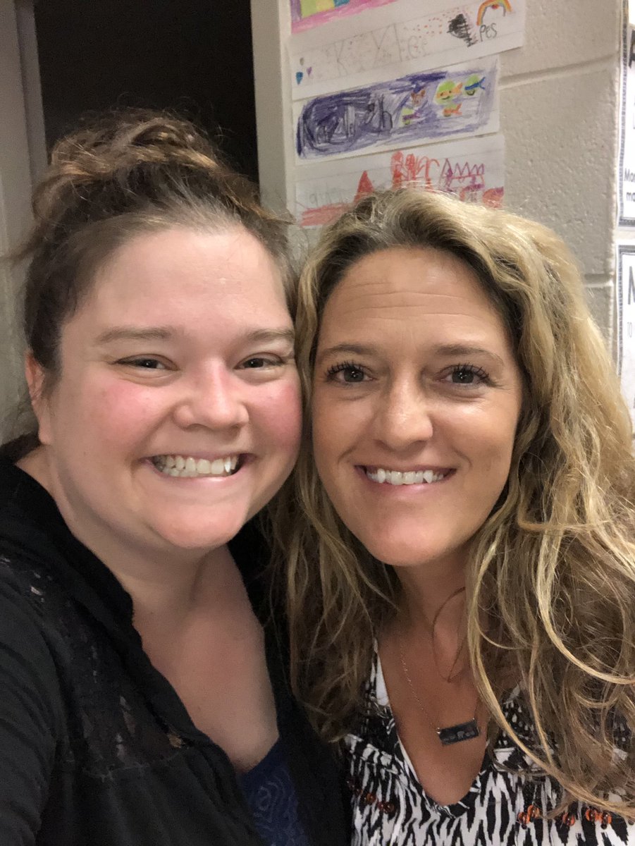 Angelarigsby's tweet photo. I believe people come into your life for a reason. This wonderful woman is proof of that!!!!  We love you SO much Mrs. Hammond and will miss your kind words, love, and encouragement.  #WonderfulWednesday #Isibindi @A5WHES https://t.co/qebYOOWIJ1