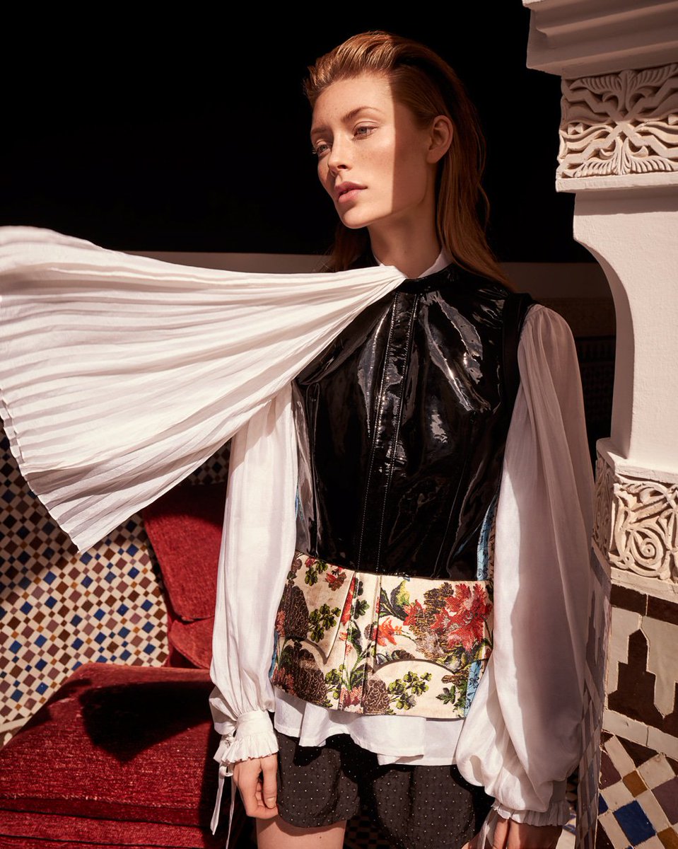 hoodcouturemag's tweet photo. Caroline Lossberg for Harper’s Bazaar Czech June 2018. Photographed by Andreas Ortner. https://t.co/uzDPevu6aQ