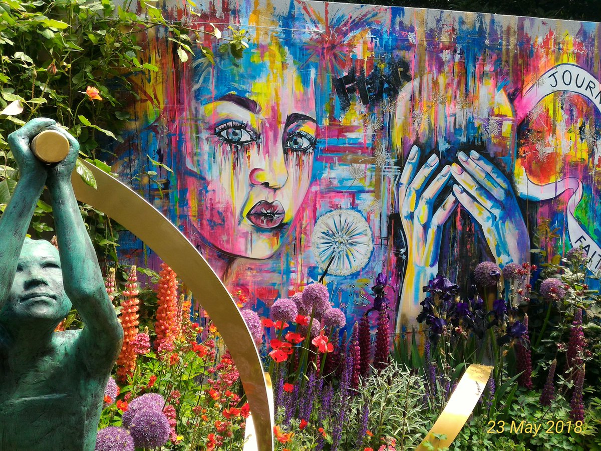 paulmgathercole's tweet photo. A great day at the office today visting Chelsea Flower Show as a guest of @SupershoesUK. I got to visit the Laced with Hope award winning garden telling the story of a child's journey through cancer with sculpture, artwork and beautiful plants and flowers. I was truly moved. https://t.co/bBGLCvjDHV