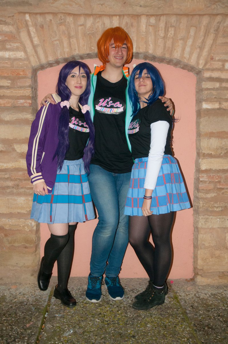 MuseON_cos's tweet photo. 💮 Lily White 💮 (@FicZone ) #LoveLive #cosplay #ラブライブ #コスプレ #μs #FicZone2018 #FicZone #FicZone18 #LilyWhite 😂
Umi: @WrittenMeDown
Rin: @wonwonyan
Nozomi: @Zabeetha
📷: @YukiRyuXIII https://t.co/DdshAejj23