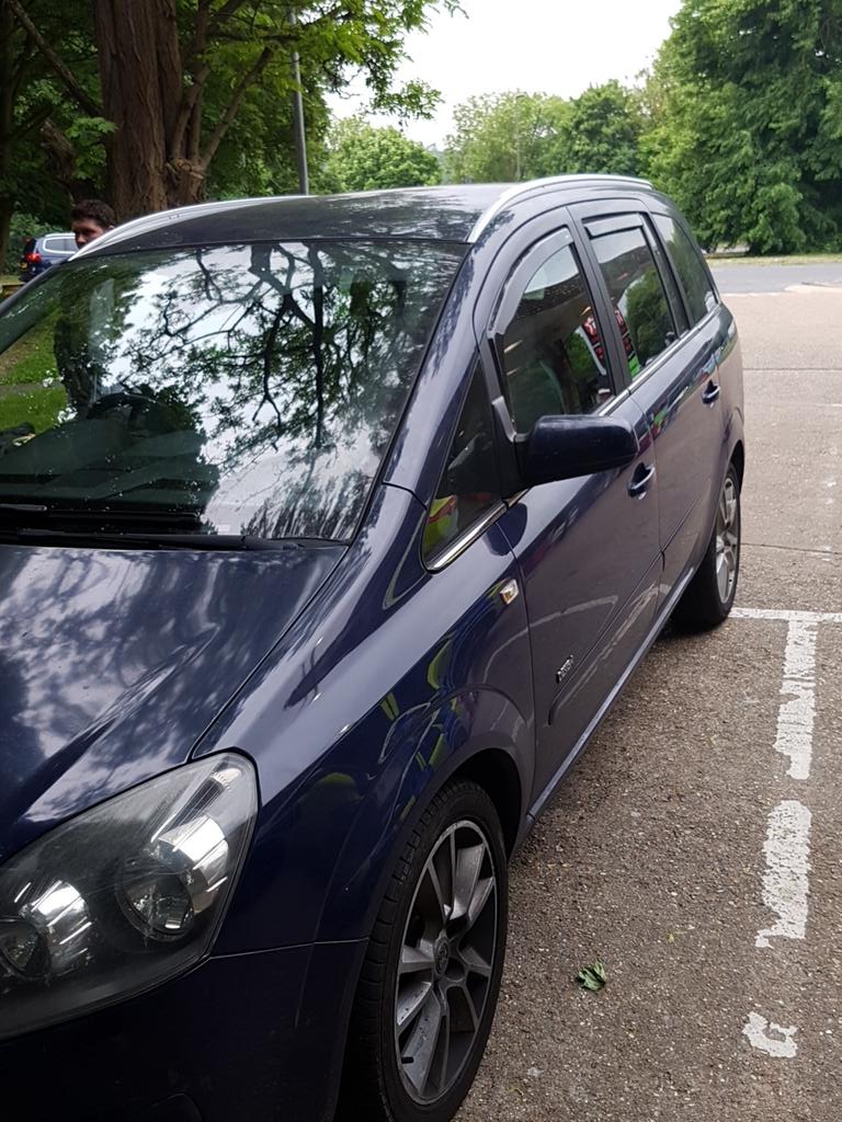 MoleValleyBeat's tweet photo. No insurance for this driver, means his vehicle is seized under S 165 Road Traffic Act. A long road ahead for the 5 occupants of this vehicle. #Drota #maintainyourvehicle #insuranceiskey #Trafficrelatedoffences RE https://t.co/sB7PsroiNp