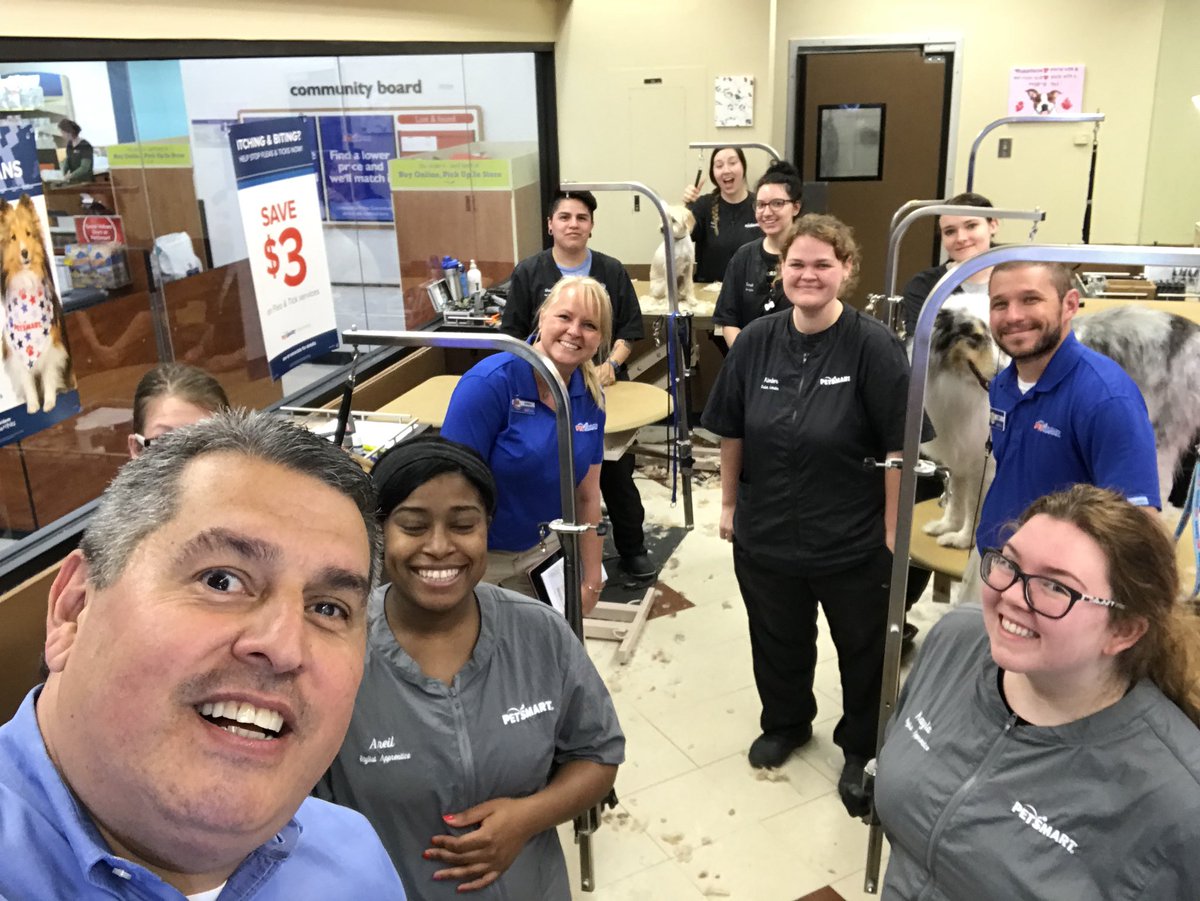 Full house at PetSmart #547 Westpointe Plaza Hilliard, OH  yesterday. PSL Kindra beating salon sales plan! Great job Kindra &amp; SL John D.