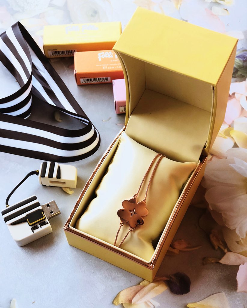 follifolliesa's tweet photo. “Surround yourself with beautiful things” ... #clubriviera
#follifollie #womensfashion #womenstyleblog #fashionblogger #cosmogirl #cosmopolitan #jozigirl #springsummer https://t.co/BHLGBkG3wt