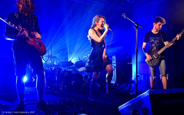 PointEphemere's tweet photo. Le 21 juin, @AnimalRec x Point FMR organisent votre fête de la musique ! Inscriptions pour l'open mic par ici – openmic@animalrecords.fr https://t.co/8QjwU7o0Fp