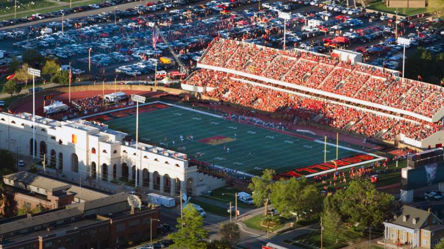daltonspring's tweet photo. Blessed to say I have received my first offer from Pitt State University 🔴🦍 https://t.co/7HXCREsnti