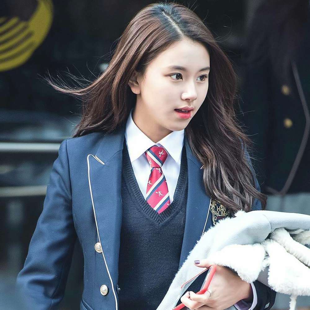 michaeng autwice social media auMina is well-known in the model industry and Chaeng is an author of best-selling books. What will happen if they cross paths will they consider each other as an old friend or an old lover. Find out  #michaeng