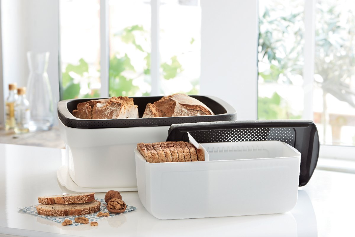 Tupperware Brands on "Well known for its superior preservation performance when storing bread and pastries, BreadSmart is smart storage solution that's perfect for every kitchen! #Tupperware https://t.co/53pt4LPJOm" / Twitter