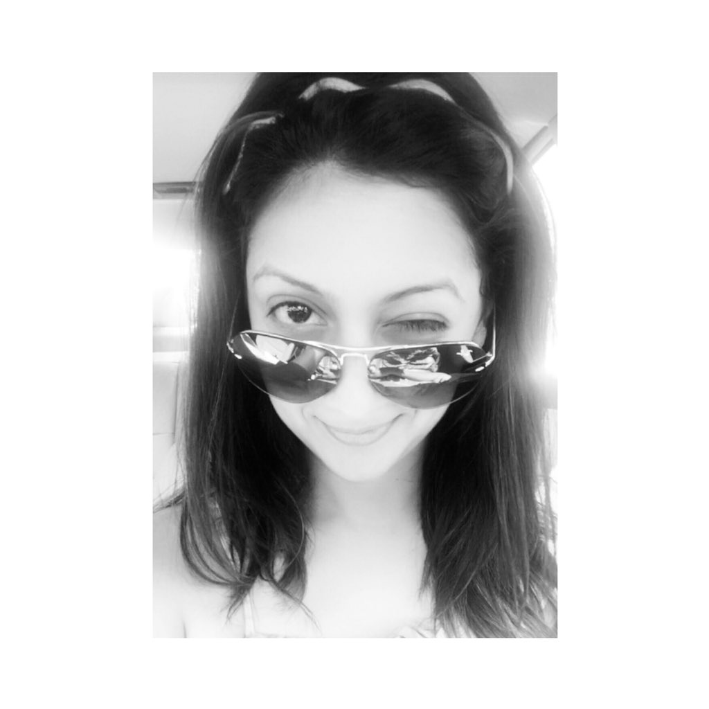 tejupradhan0206's tweet photo. “It’s important that you spread good vibes in real life and not just online” #HappyLife https://t.co/yPkyOF6T8k