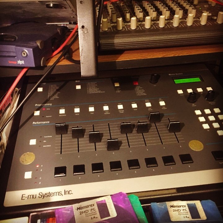 ernmoneyday1's tweet photo. To me selling beats to people I don't know is like putting my children up for adoption. I just can't! Lol #problemslettinggo #hiphopjunkie  #producer #hiphop #UndergroundHipHop #beats #dopeproduction #mybabies #savethechildren #canurelate #ernmoneyproductions https://t.co/WSSmttCiZp