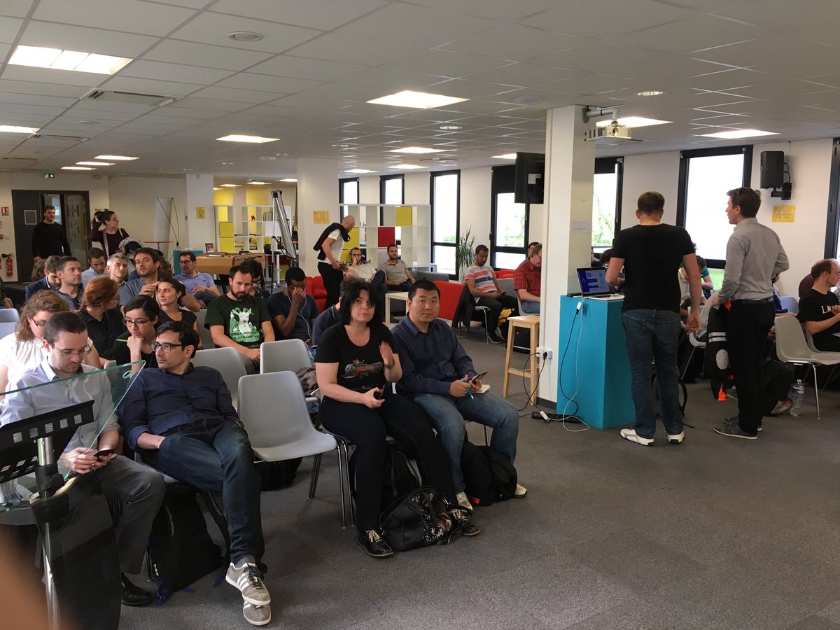 LizeoTech's tweet photo. #DataScience avec #ApacheSpark par @BessonJeanYves de chez #Lizeo au @Meetup @LyonDataScience ce soir. Une grande participation à l’événement ! Encourageant ;) https://t.co/wIljZEThut