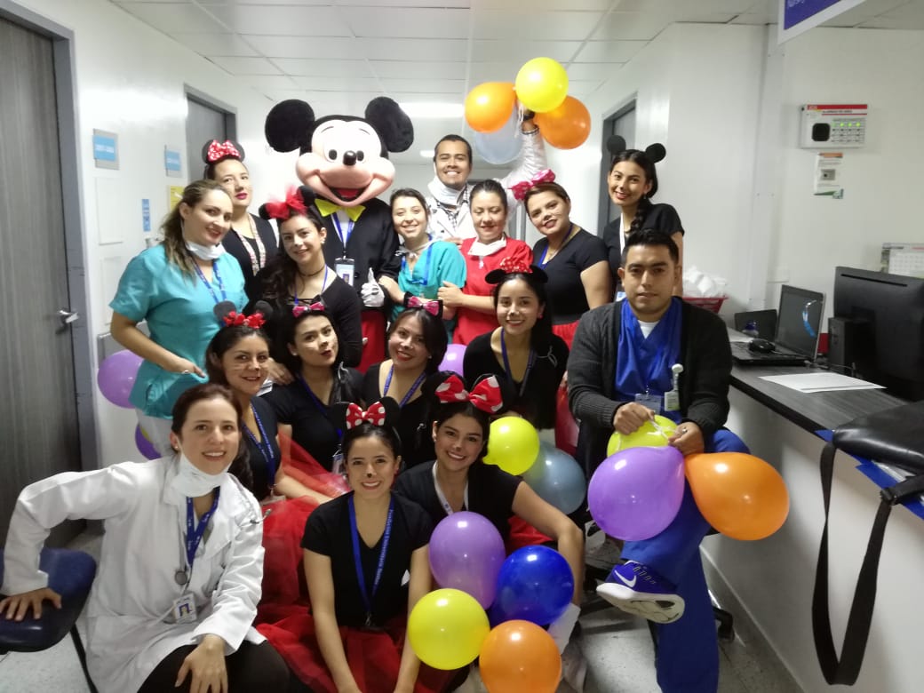 stefa_pinzon's tweet photo. @jamartinezb @Unisanitas_edu @Enfermeria_FUS @sammurra @OPSOMS_Col @MinSaludCol  enfermería  @fundacionhomi https://t.co/8a3vy82wHz