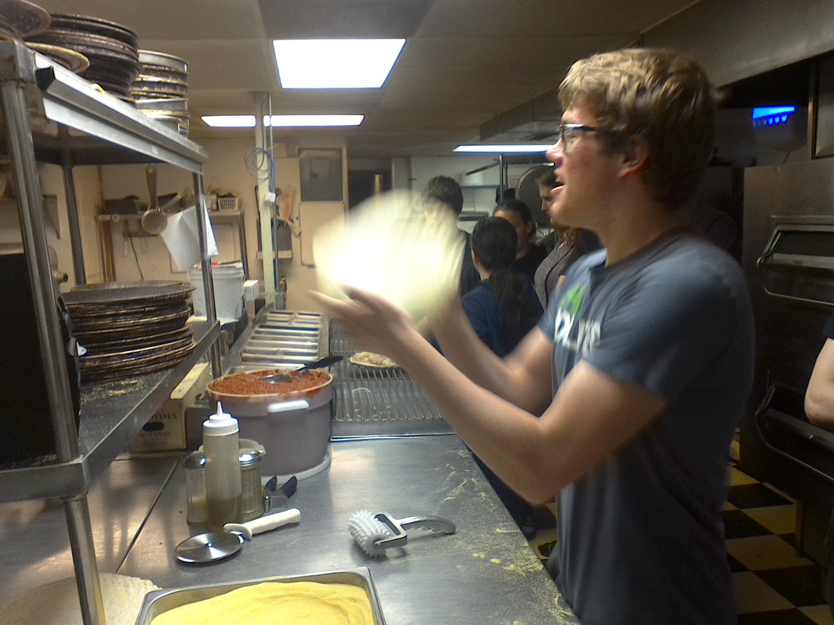 caschaer's tweet photo. Pizza peel
#twolves7prideMHS https://t.co/WfACAJAL5X