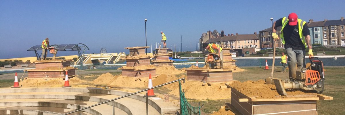 KOTSRedcar's tweet photo. Our Sandies have landed!! If you want to learn how sandsculpturing is done come along tomorrow and/or Friday. We need volunteers and you’re all welcome to come along and join in the fun. @SandSculptureUK @RedcarCleveland @Redcartown @lovembro @gui https://t.co/JT17tGSfNm