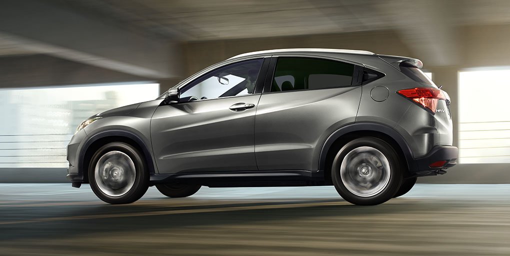 Honda's tweet photo. Conquer your commute with room to spare in the 2018 #HondaHRV. https://t.co/nYkbQ49A0S