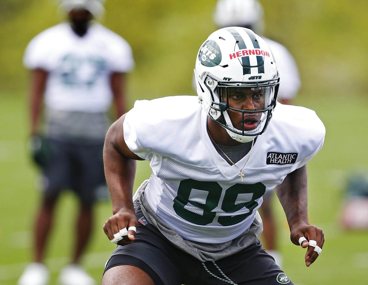 Some shots of #GwinnettFB products at #NFL rookie camps this month. @DMillie84 of @BerkmarFootball @district29_ of @DaculaFB & @Chris_Authentic of @Norcross_FB putting in work.