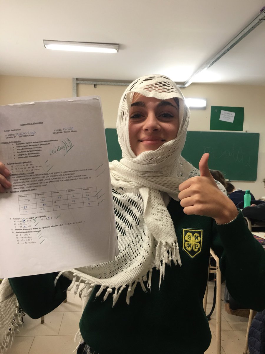 aanipoggi's tweet photo. Rt a la monja de la suerte para aprobar el año 🍀 https://t.co/s4iSlIygph