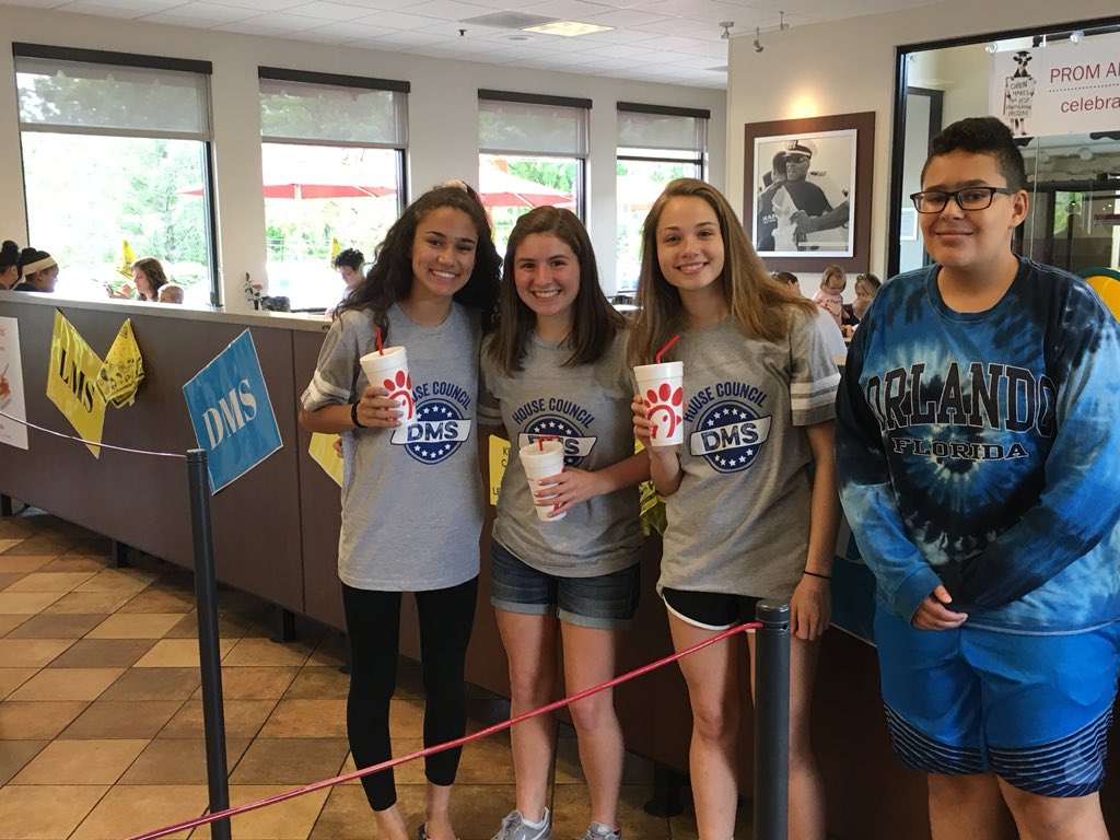 DASD_DMS's tweet photo. #DASDUnityCup Hey, @dasd_lms, we are getting a head start on the competition! Looking forward to supporting @AlexsLemonade in the fight against #childhoodcancer #DMSLearns #LionNation https://t.co/1nS1KIps8g