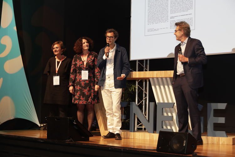 ActuFNEGE's tweet photo. Dans le catégorie "Accélérer la transformation digitale", @consultinfrance remet le Prix à @AurelienRouquet pour son ouvrage "The Rise of Crowd Logistics : a New Way to Co Create Logistics Value". Félicitations 👏 #Management2018 https://t.co/q1Z9i7LcwL