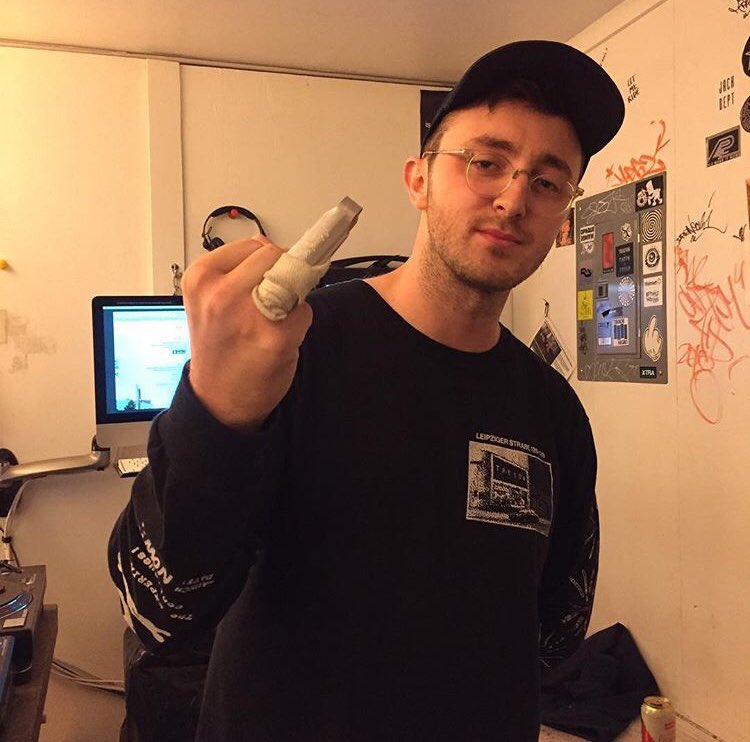 joeljohnsound's tweet photo. My set from @TheLotRadio is up! Big love to the @2MR_____  people for having me 🙃 check itttt https://t.co/cAKC3KxqMz https://t.co/N3TDpLT6AS