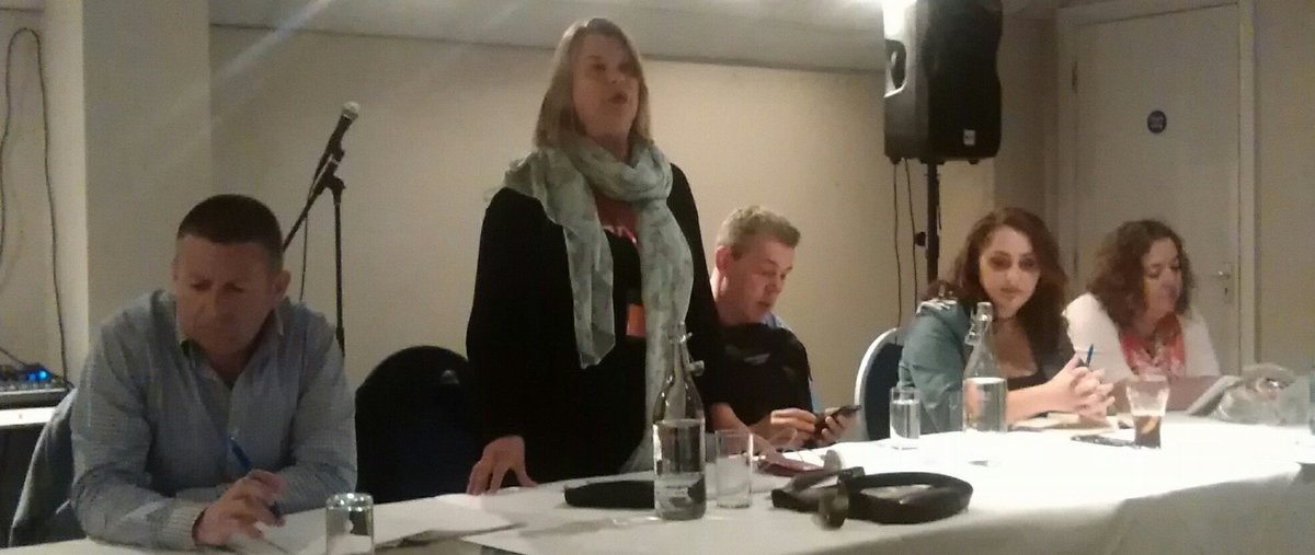 Great speakers at our fringe #PCSADC: Howard Beckett, <a href="/unitetheunion/">Unite the union: join a union</a> AGS, @ShenBatmaz from #McStrike #BFAWU; PCS GS Mark Serwotka &amp; PCS new DP <a href="/FranHeathcote/">Fran Heathcote</a>, chair <a href="/marionlloyd18/">Marion</a>
Winning ballot for industrial action &amp; end workers precarity <a href="/FastfoodRights/">The McStrike!</a>