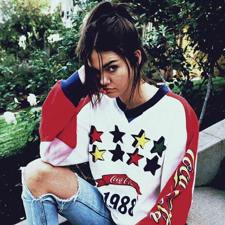 OfInconspicuous's tweet image. ⠀⠀⠀⠀𝚅𝚒𝚘𝚕𝚎𝚝 𝙿𝚊𝚛𝚛
————— ♡ —————

⠀⠀⠀» “𝙱𝚞𝚝 𝚢𝚘𝚞 𝚜𝚊𝚒𝚍 𝚠𝚎 𝚠𝚎𝚛𝚎𝚗’𝚝 𝚜𝚞𝚙𝚙𝚘𝚜𝚎𝚍 𝚝𝚘 𝚞𝚜𝚎 𝚘𝚞𝚛 𝚙𝚘𝚠𝚎𝚛𝚜.”

𝙻𝚒𝚝/𝙳𝚎𝚜𝚌𝚛𝚒𝚙𝚝𝚒𝚟𝚎
𝚂𝚑𝚒𝚙𝚜 𝚠/ 𝚌𝚑𝚎𝚖.
𝙼𝚎𝚖𝚋𝚎𝚛 𝚘𝚏 @DisneyLightsRPG 

⠀⠀⠀𝙿𝚎𝚗𝚗𝚎𝚍 𝚋𝚢 #ʀᴀᴅɪᴄᴀʟ