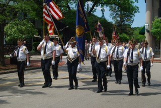 LFLBChamber's tweet image. For Memorial Day, check out our Military Member Spotlights:  

Paul Baffico @LCVFSfoundation  
lflbchamber.com/military-membe…

Ed Geraghty &amp;amp; Tom Marks - McKinlock Post 264 American Legion
lflbchamber.com/military-membe…

Greg Jumes &amp;amp; Weston Polaski - @VictorTechInc 
lflbchamber.com/military-membe…
