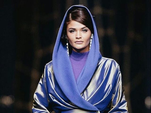Helena Christensen for @lanvinofficial FW'91 // @helenachristensen #helenachristensen #lanvin #artsxdesign #axdmagazine ift.tt/2IJh08X