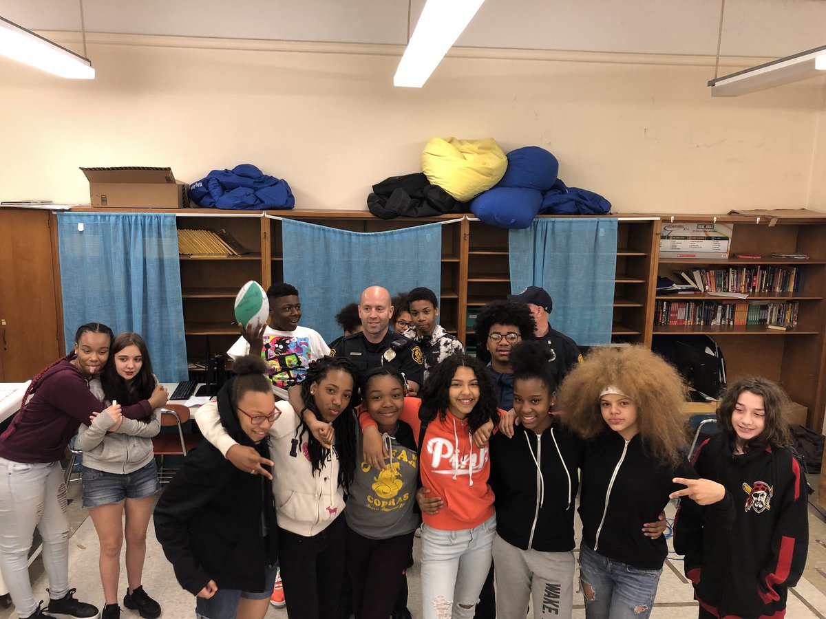 PghZone6's tweet photo. Grand finale of police visits with 8th graders @ Langley. Conversations build connections and bridges. #police412good @PPSnews https://t.co/PS46mwIOsT