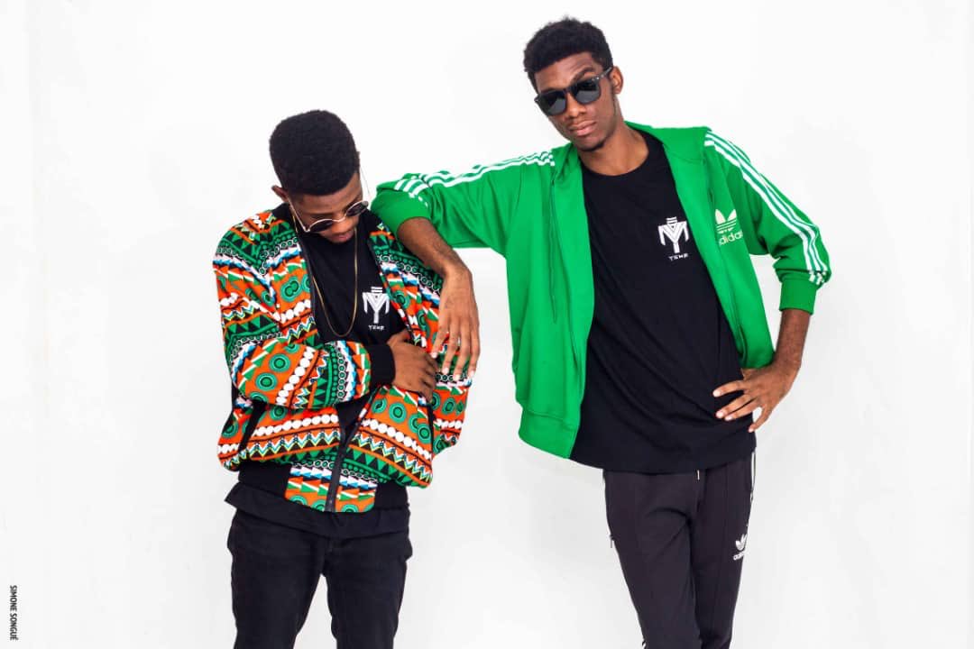 ONE_Official237's tweet photo. Ça dit quoi afam?  Ça se passe😏? On va essayer de remonter un peu les bretelles en vous racontant une histoire plutôt dinguo😅 
Si vous êtes partants on se prend ici vendredi pour raconter la story en zik bien-sûr😎
#Latcho
#JamaisSansMaSalopette
#UNO
#Yema https://t.co/rsgbrHLav9