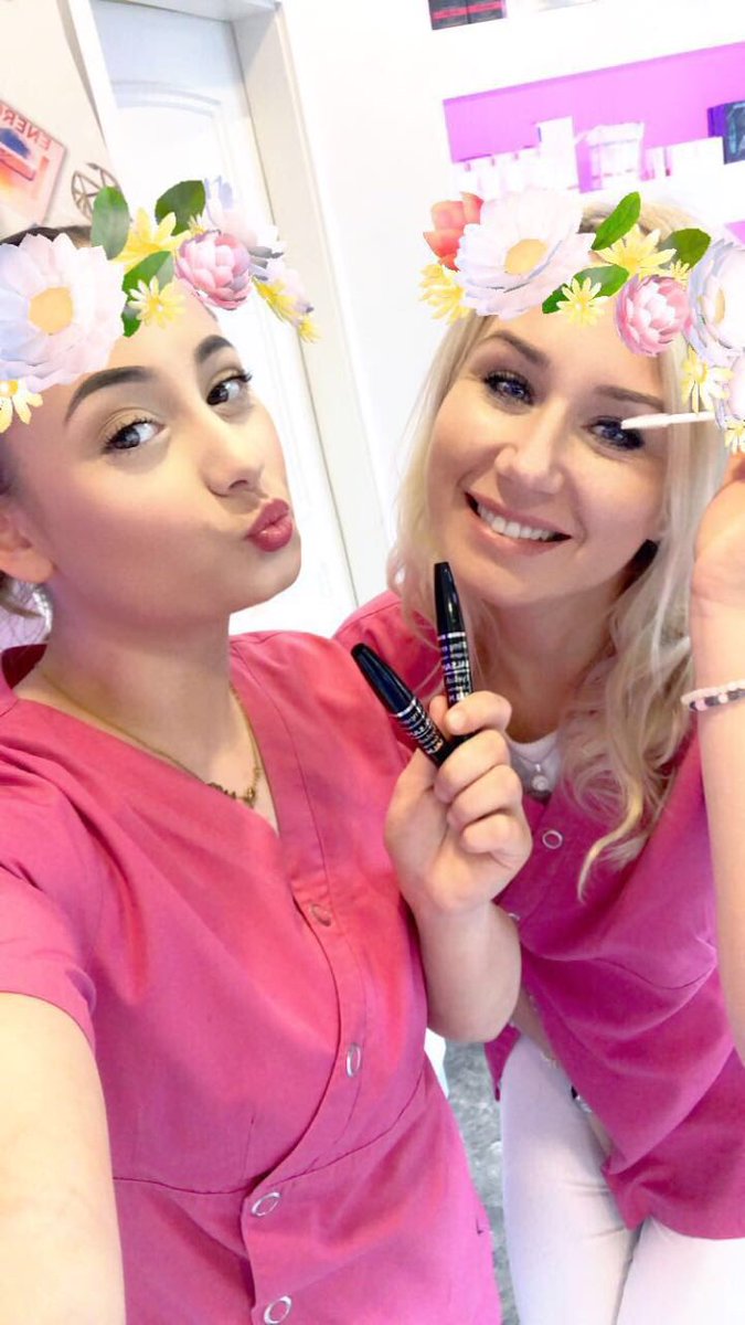 KosmetikRuthen1's tweet photo. Neu * Neu * Neu

#Wimpernwelle #Wimpern- und #Augenbrauenbalsam. Die Rezeptur unterstützt das Wachstum eurer Wimpern und #Augenbrauen. 

#Kosmetik #KosmetikWermelskirchen #neu #new #musthave #loveit #kosmetikremscheid #kosmetikwuppertal #tollewimpern #toplashes https://t.co/DbwstmWJvG