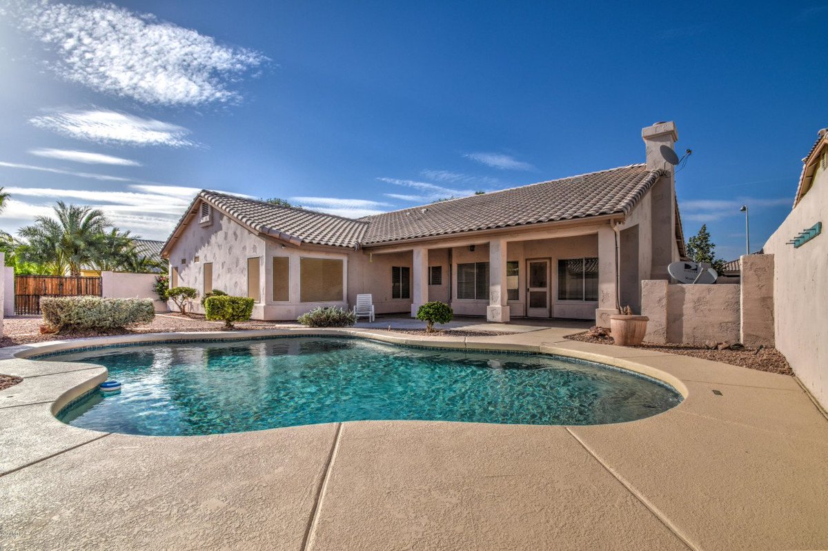 🔥 HOT SINGLE STORY GILBERT HOMES W/ POOLS FOR SALE 🔥 We put together the latest and most affordable single s... bit.ly/2kdO3Y2
#LiveinGilbert #LiveinGilbert #Gilbert #ArnettProperties #GilbertRealEstate #Azhomesforsale #Azhomelistings #RealEstate #AzHomes #ArizonaHomes