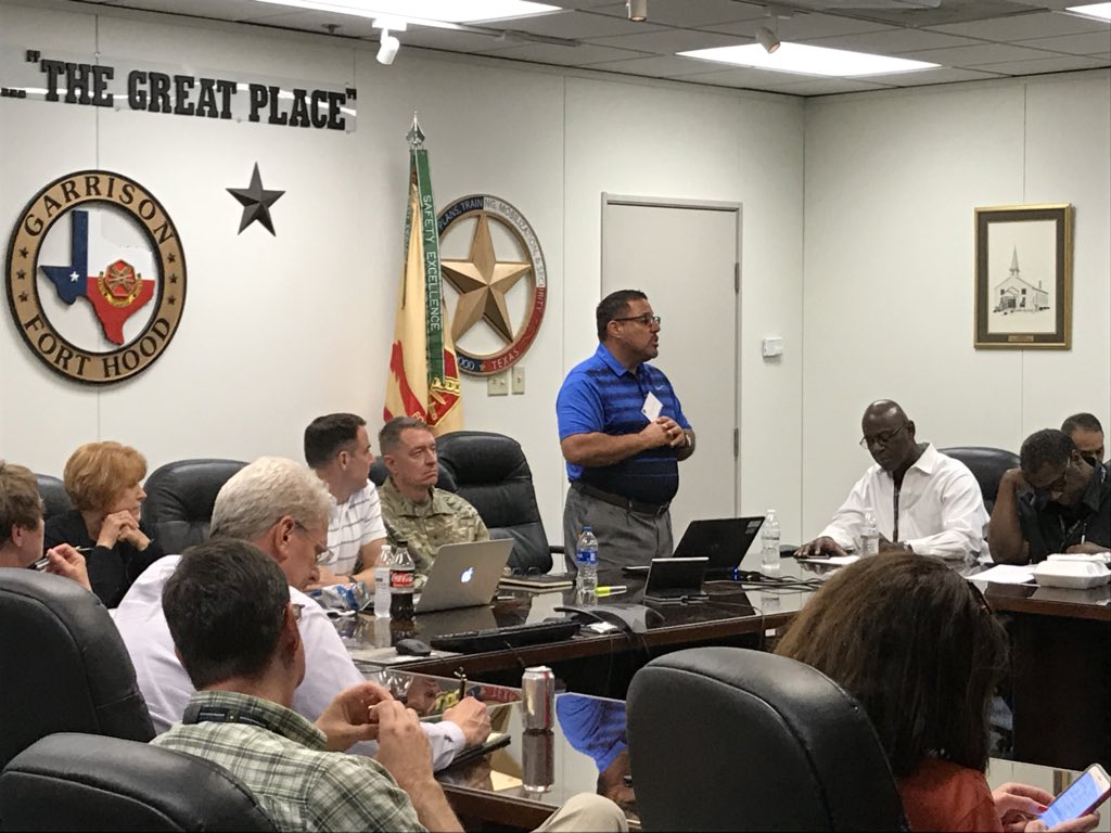 usarec's tweet photo. Tony Castillo, chief of education for #USAREC, talks to #educators about March2Success the FREE academic success program sponsored by the #USARMY! #ArmyEdTour #DontSettle4Cs https://t.co/LH6NiPss4I