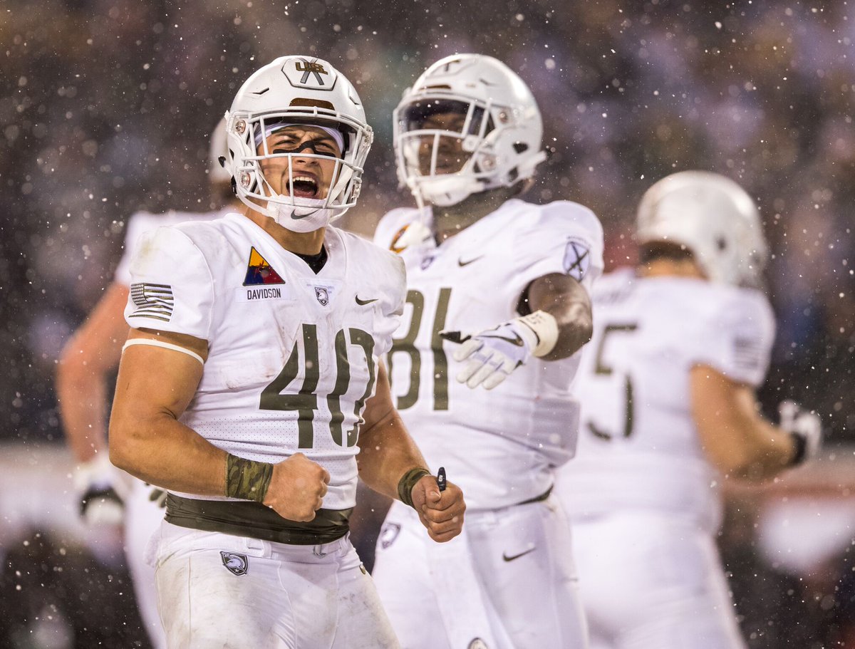 ArmyWP_Football's tweet photo. The Brotherhood.
#FullbacksWeek
#FullbackU
#WarHorses https://t.co/Zk8hNvAfyf