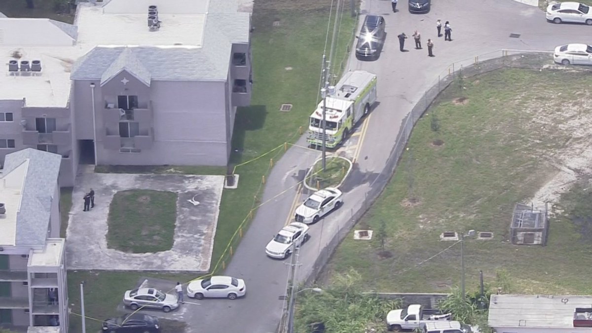 #BREAKING 1 taken to hospital after police-involved shooting in Opa-locka bit.ly/2x9ccbC?utm_so… https://t.co/IfXLGgiBd5