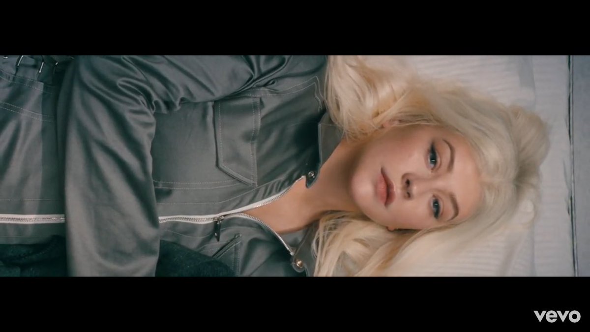 nachoxmfa's tweet photo. Love of my life #xtina #fallinlinetoday #liberation #FallInLineVideo https://t.co/2RpoNEIJr6