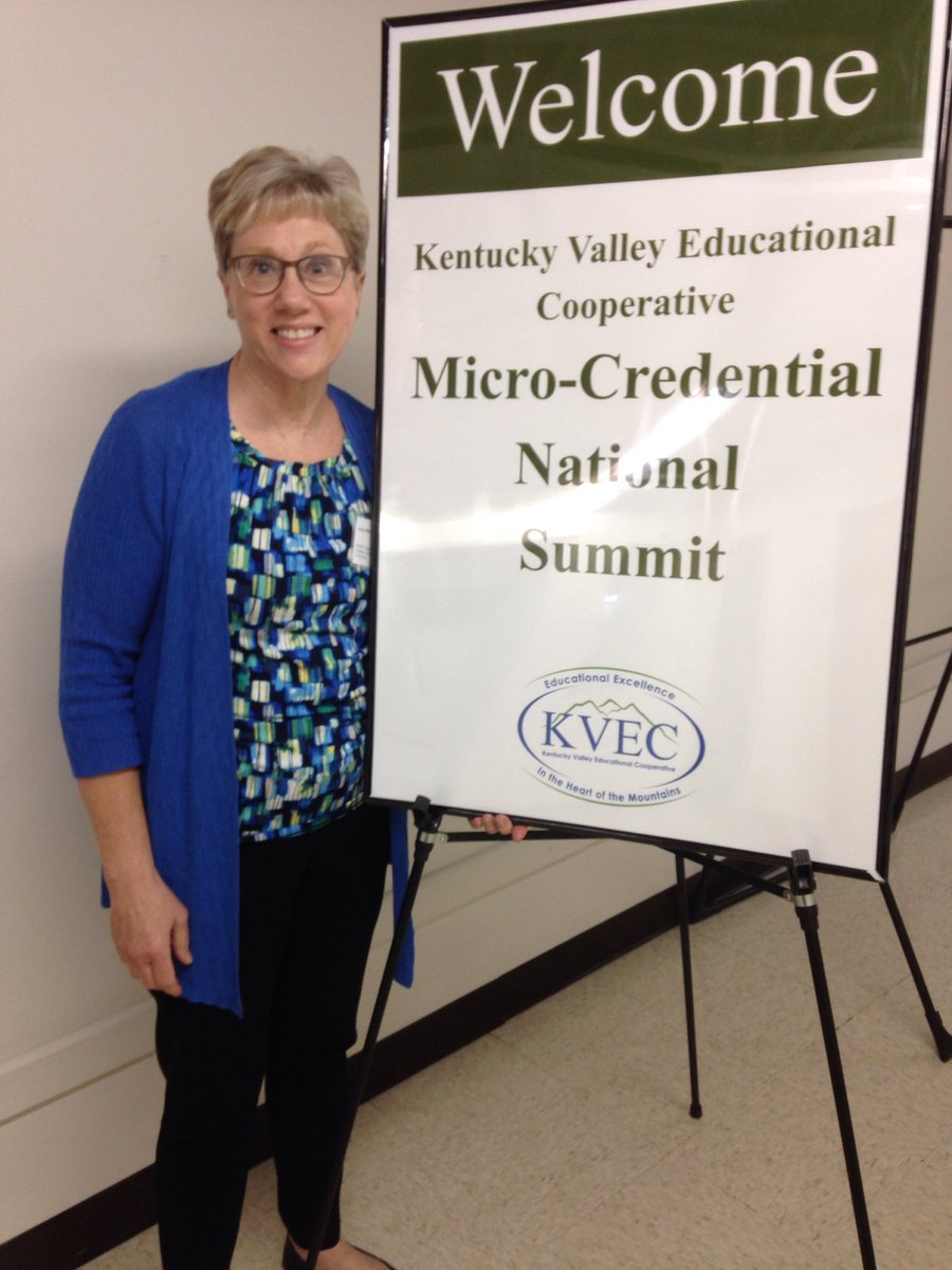 abartelt53's tweet photo. @MISICImpact Great networking today with micro-credential practitioners across the nation. https://t.co/FViEYJdU6l