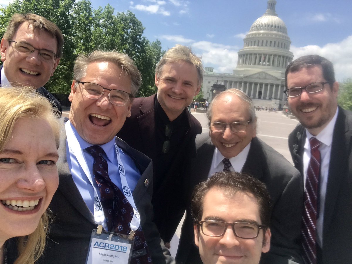 The @MNRadSoc afternoon crew making a straight shot to the Hart, and we're not late!

#ACRHillDay2018 #radvocates

@ACRRAN @LaurenceEckel @KevinS_ACRRad @ronnellhmd @DrHJAnsel @cpdaignault @MikeNelsonMD