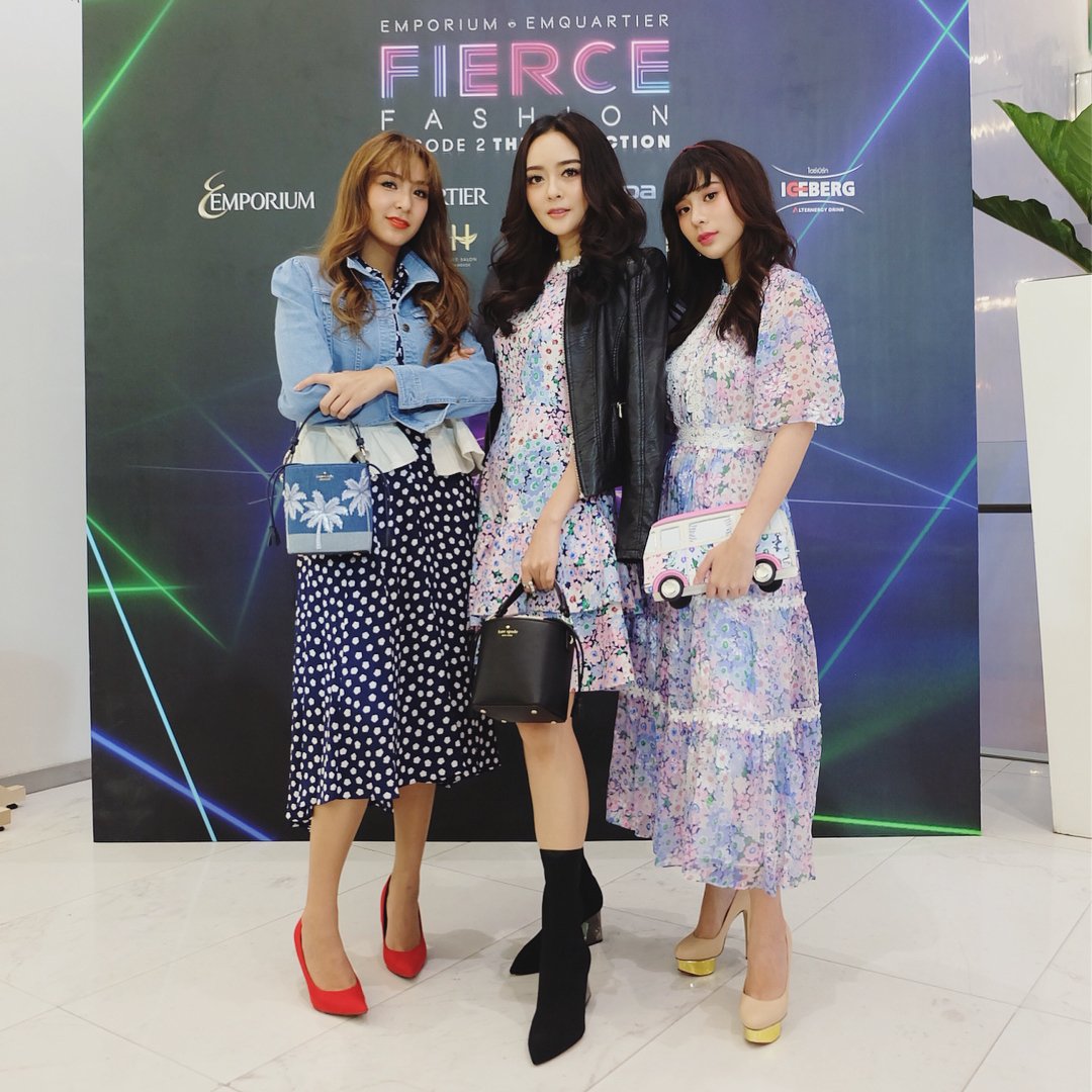 supassarabliss's tweet photo. Our kate spade new york girls sirinissirin supassra kambum look so dreamy in the new summer 2018 collection.
#katespadeth #katespadejoy #EMFierceFashion #EMFierceFashionEP2 #EMFashionIcon (3) 📸:patluxurygroup https://t.co/TogZ9zjyff