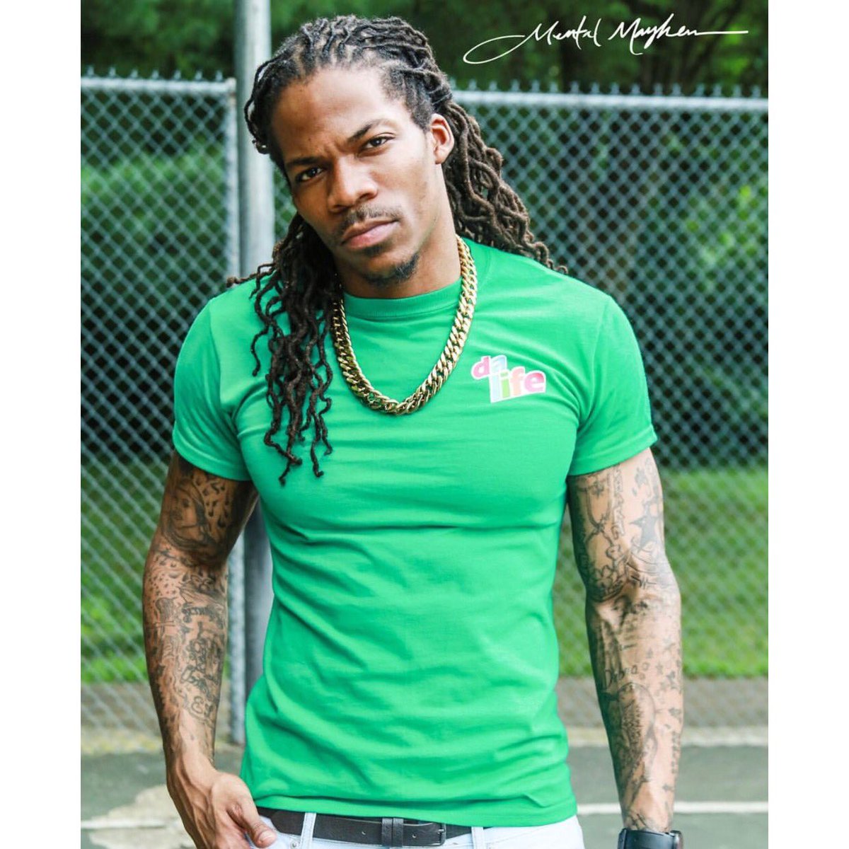 mobishyoung's tweet photo. "Might Show Love But They Don’t Love You.Them Streets Don’t Love You. These Women Ain’t Loyal. These Niggaz Ain’t Loyal. Just Stack Your Bread,Just Get Your Money,Go Cop That Foreign,Go Bend Your Corner." @HEAVYinDACHEVY • #YoungEClass #MobIsh #WhatTheyKnow🤐 📸 @mental_mayhem https://t.co/uFwTUiN3J2