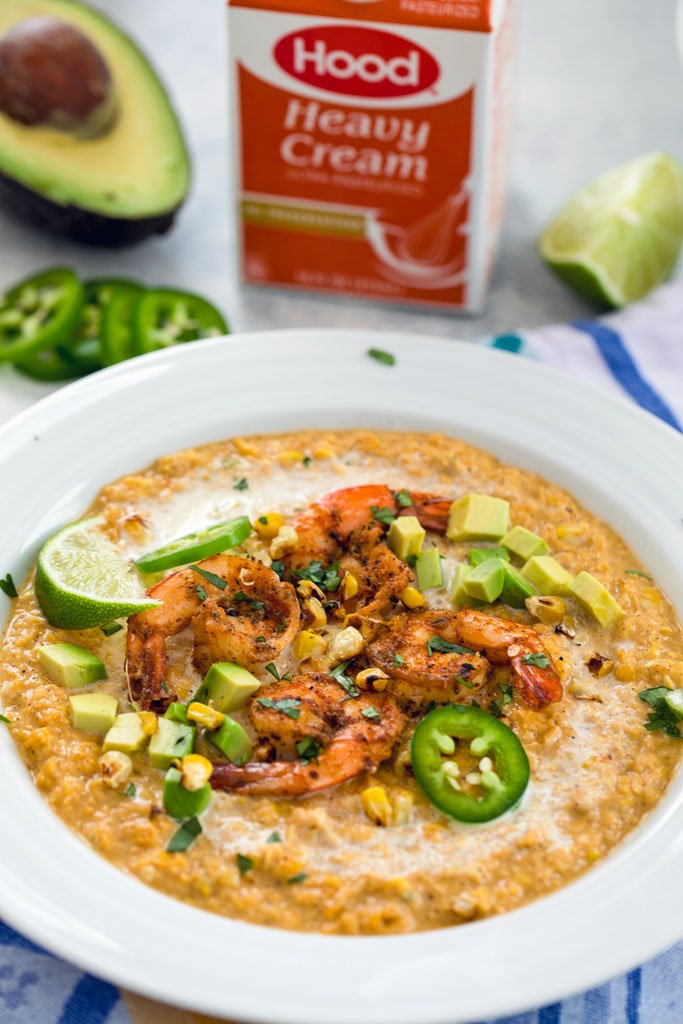 My new favorite way to enjoy summer’s corn on the cob is with this Chilled Mexican Corn Bisque with Shrimp. It’s perfectly spicy thanks to jalapeños &amp; amazingly
creamy and silky thanks to @HPHood Cream! #ad #HPHoodEats #HoodPartner
#Wildfire451 wearenotmartha.com/chilled-mexica…