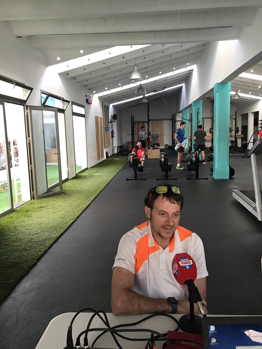 laboratori22's tweet photo. Passam al bàdminton! @rmarcabaleares a #Laboratori22 https://t.co/66weZWvw8M
