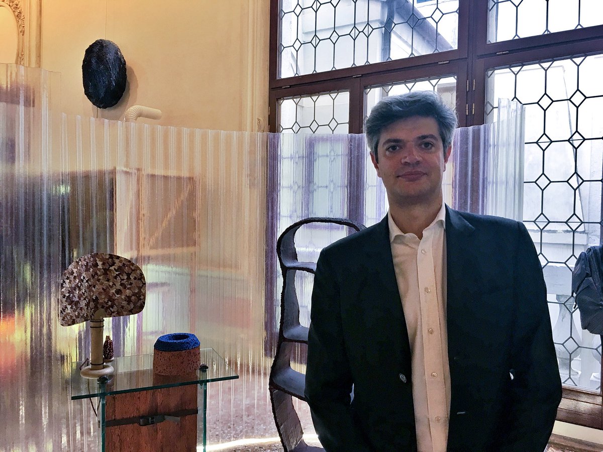 veneziadavivere's tweet image. @MarcoSesanaTw, Country Manager e Amministratore Delegato di @GeneraliItalia: #DesignVe è un progetto valido perché supporta la creatività contemporanea, in sintonia con la spinta all’innovazione che #GeneraliItalia vede necessari per lo sviluppo dell’impresa e dei territori