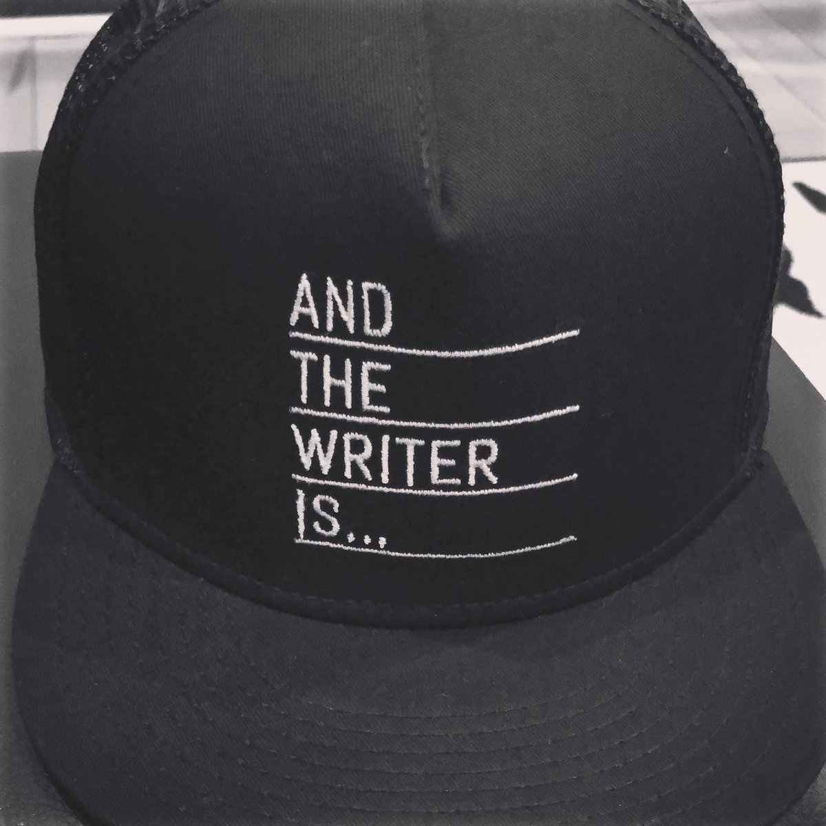 EricaChaseMusic's tweet photo. This podcast has been a huge creative inspo outlet of late @AndTheWriterIs @rossgolan  give it a listen! #newmusic #podcast #songwriting #hit https://t.co/2K5uwLbodf