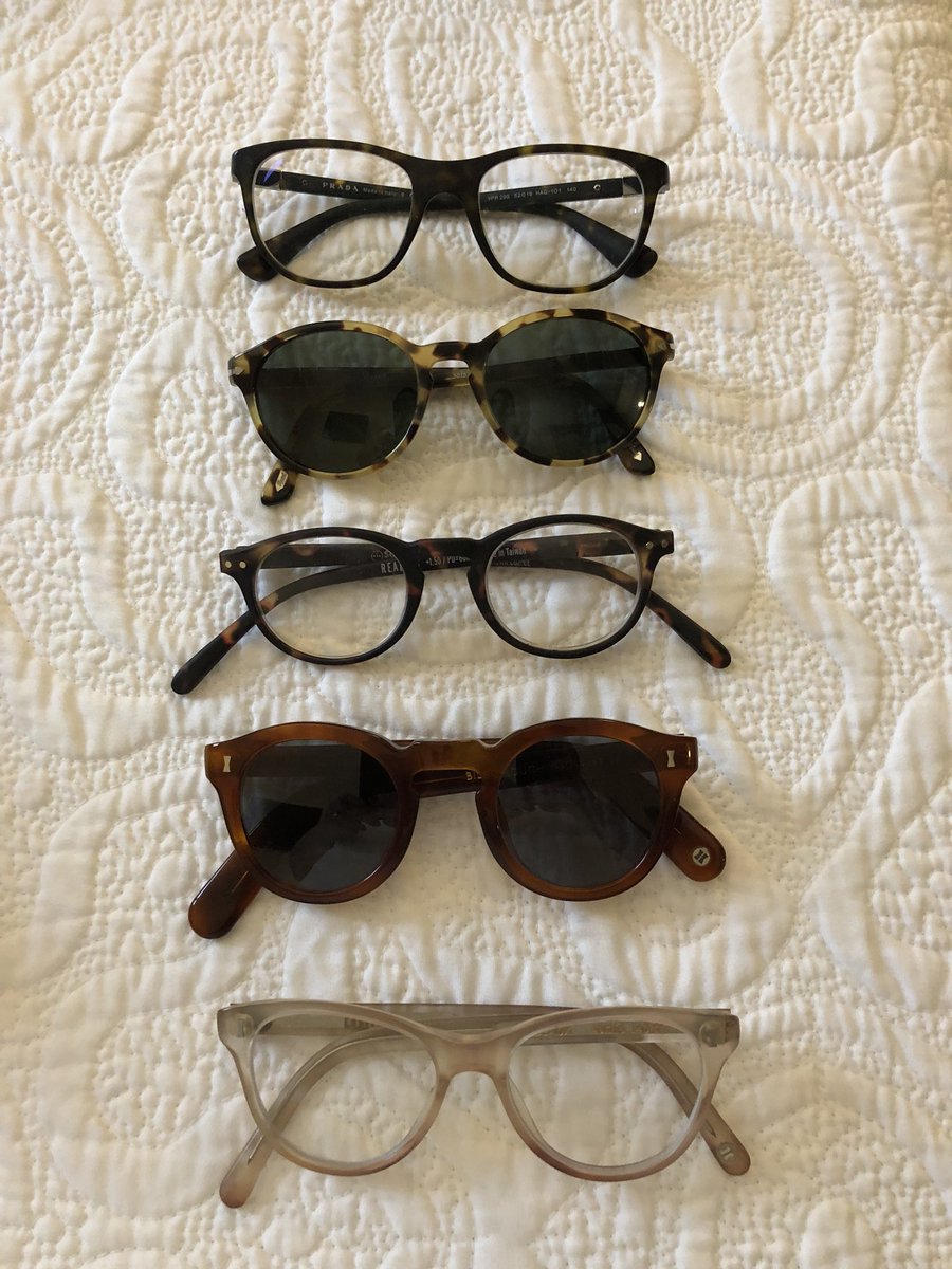 Barchetta66's tweet photo. When your eyesight is rubbish. From the bottom:
Vari-focal (light)
Prescription sunglasses
Reading glasses (when wearing contacts)
Sunglasses (when wearing contacts)
Vari-focal (dark)
@CubittsKX
@Persol
#SeeConcept https://t.co/kZBB4dM4Tn