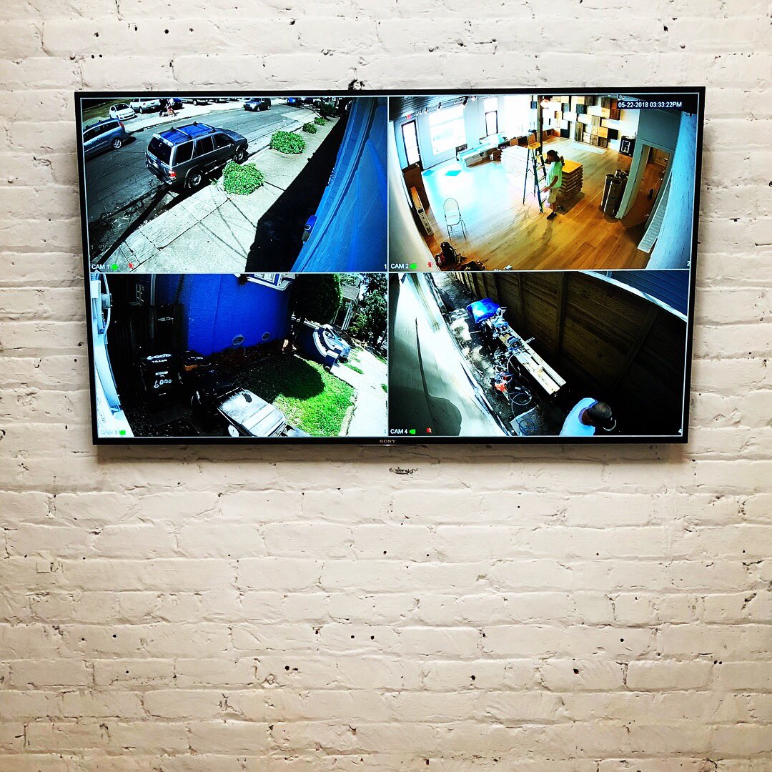 NOAVPro's tweet image. Commercial project on Magazine coming along great! Very close to bringing it all together! @sony @Control4 @yamahahomeaudio #noav #neworleans #audio #video #nola #sony #tvmount #showroom #automation