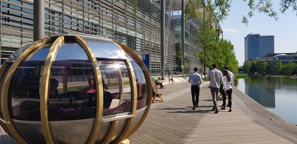 QVC_UK_Careers's tweet photo. We know at QVC how to hold meetings in style!
We have been enjoying the weather and taking advantage of these amazing meeting pods! We believe in a work life balance and know how important it is to have #funalongtheway 😁
#ChiswickPark #MeetingPods #EnjoyWork #Bethedifference https://t.co/50gzInRAe2