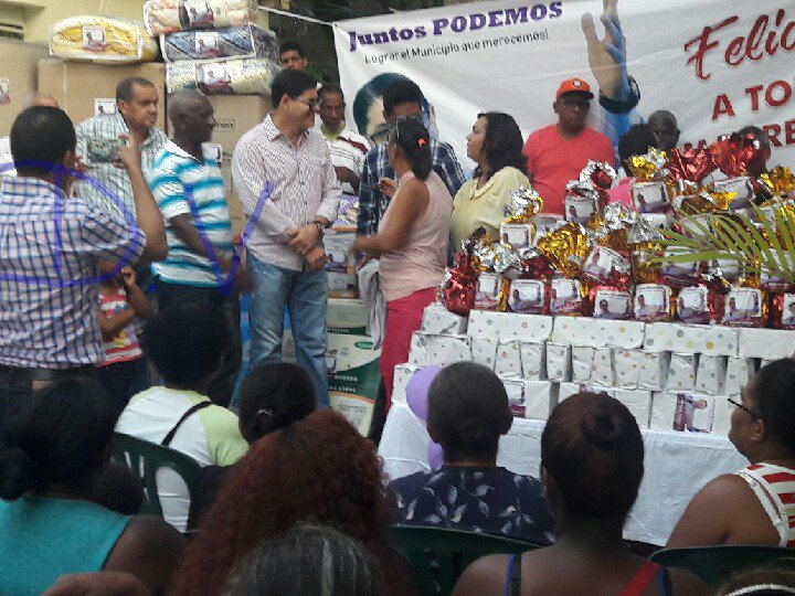 keylaReyna04's tweet photo. Celebrar con las madres su día nos llena de orgullo #AquilinoSerrataConLasMadresSDO
@SerrataAquilino @Lizamavel @VictorMlRamirez @AnaSilviaMoront @MildredBeltre https://t.co/EE1LKwAg9z
